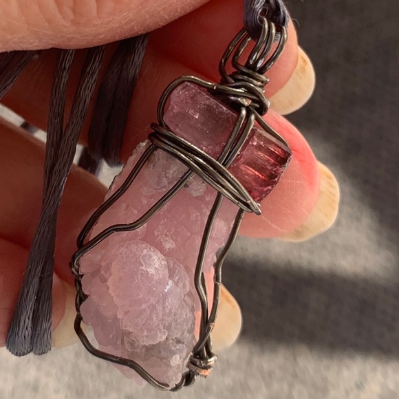 Pink Tourmaline & Smithsonite Pendant - Picture 10 of 13